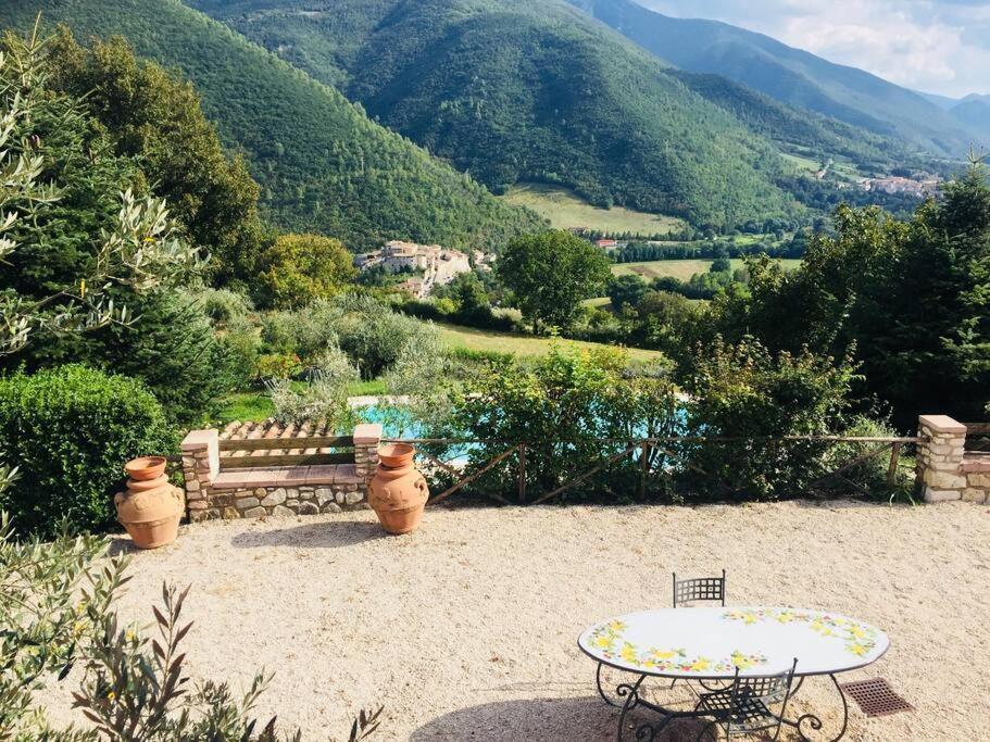 Вилла Casale Rosso Castel San Felice Экстерьер фото